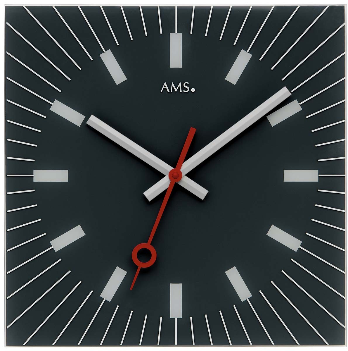 AMS 9575 Wanduhr modern - Serie: AMS Design