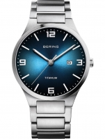 Reloj: Bering 15240-777 Herren Titanium 40mm 5ATM