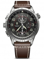 Montre: Montre homme Victorinox 241710 Airboss Mach 9 Chrono. 45mm 10ATM